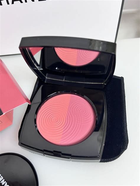 ROSES COQUILLAGE Powder Blush Duo .